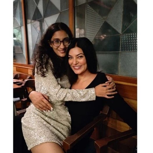 Sushmita Sen with daughter Renee Sen at the latter's 23rd birthday. Sushmita Sen with daughter Renee Sen at the latter's 23rd birthday. 