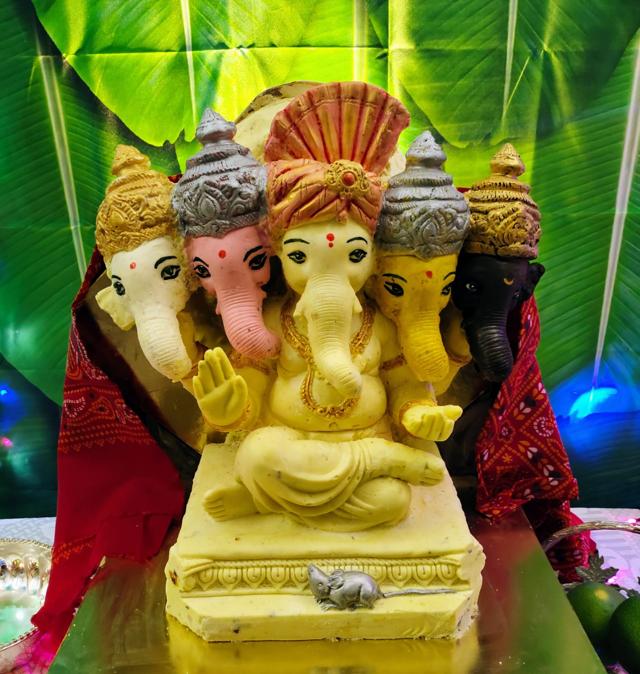 Mumbaikars and their eco- friendly Ganpatis Mumbaikars and their eco- friendly Ganpatis