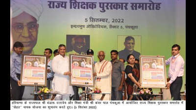 Haryana governor Bandaru Dattatraya honours 93 teachers