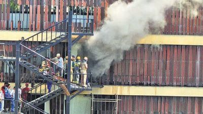 Firefighters try to douse the flames at Levana Suites in Lucknow’s Hazratganj on Monday. (Deepak Gupta/HT photo) Firefighters try to douse the flames at Levana Suites in Lucknow’s Hazratganj on Monday. (Deepak Gupta/HT photo)