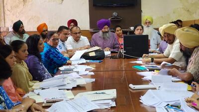 Officials during meeting at PSPCL Central Zone in Ludhiana to review pensions cases and resolve other grievances. (HT PHOTO)