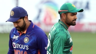 Indian skipper Rohit Sharma and Pakistan's skipper Babar Azam at the toss during the Asia Cup 2022 Super 4 match at Dubai.&nbsp; (ANI)