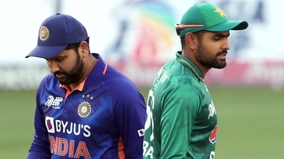 Rohit Sharma (L) and Babar Azam (ANI)