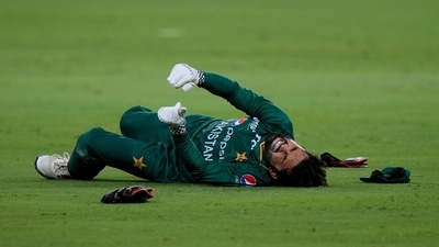Pakistan wicketkeeper Mohammad Rizwan reacts in pain&nbsp; (AP)