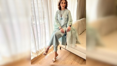 Sonali Bendre's set is worth <span class='webrupee'>₹</span>22k and the dupatta <span class='webrupee'>₹</span>16k, as per the official website of the brand. (Instagram/@sonalibendre) Sonali Bendre's set is worth <span class='webrupee'>₹</span>22k and the dupatta <span class='webrupee'>₹</span>16k, as per the official website of the brand. (Instagram/@sonalibendre)