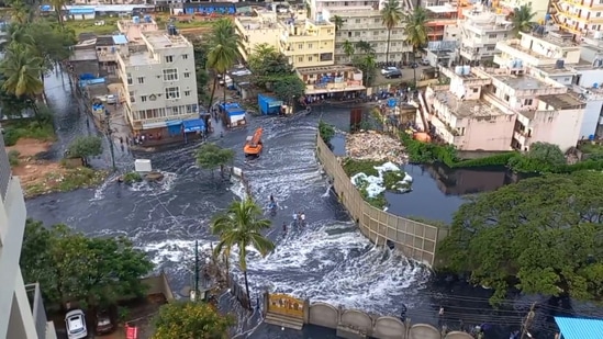 The visuals show that the Outer Ring Road is submerged in water once again and in many areas, there is knee-deep water.(Screengrab of Twitter video/ @nitinkr1991)