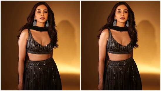 Whenever Rakul Preet Singh steps out in Indian ethnic wear, it's a lesson in understated yet impactful festive dressing. The star is known for experimenting with different silhouettes. However, she finds comfort in elegant traditional pieces and even experiments with bold colours.(Instagram)