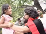 Allu Arjun posted a video of himself with daughter Arha. Allu Arjun posted a video of himself with daughter Arha.
