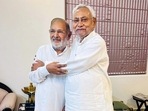Bihar chief minister Nitish Kumar meets former MP Sharad Yadav in New Delhi on Tuesday.(PTI) Bihar chief minister Nitish Kumar meets former MP Sharad Yadav in New Delhi on Tuesday.(PTI)