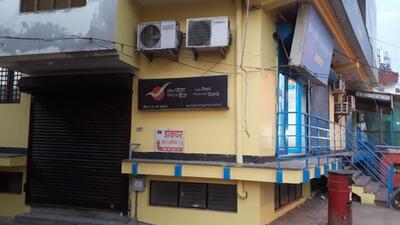 The post office in Faridabad where the suspect 30-year-old Shyamveer Sharma worked. (HT Photo)