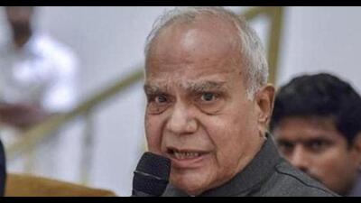In the hurriedly called press conference, UT administrator Banwarilal Purohit asserted that the entire controversy had been due to a “goof-up”, which gave an impression that the UT had changed its stand and was against allowing conversion of these properties from leasehold to freehold. (PTI File Photo) In the hurriedly called press conference, UT administrator Banwarilal Purohit asserted that the entire controversy had been due to a “goof-up”, which gave an impression that the UT had changed its stand and was against allowing conversion of these properties from leasehold to freehold. (PTI File Photo)