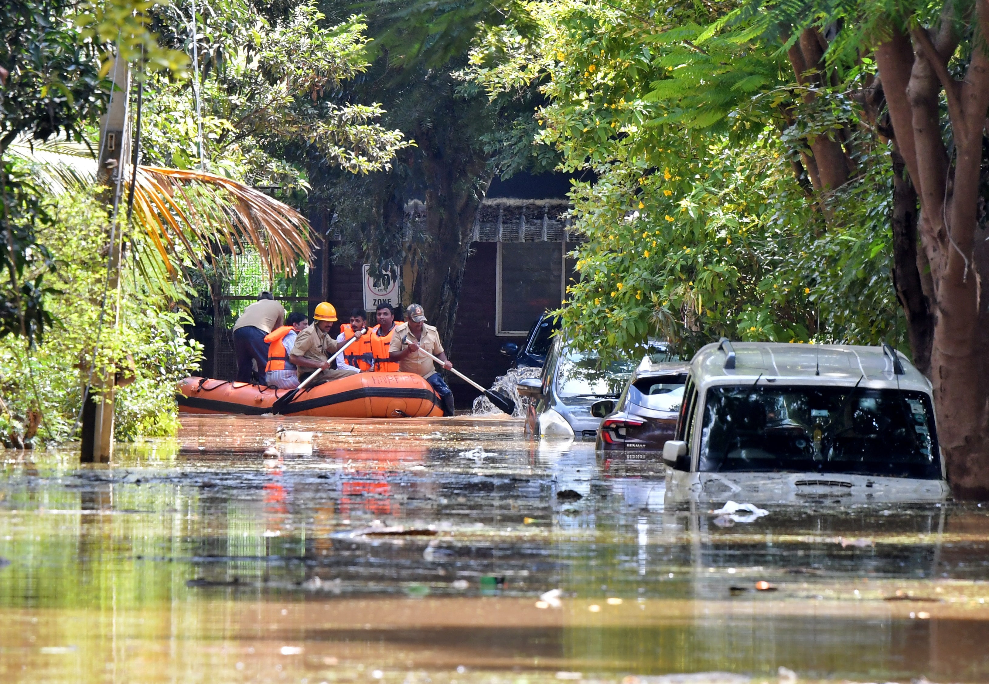 For Indian cities to transition to a climate-secure future, they must shed the maze of administrative red tape that has come to define urban governance.&nbsp; (Reuters)