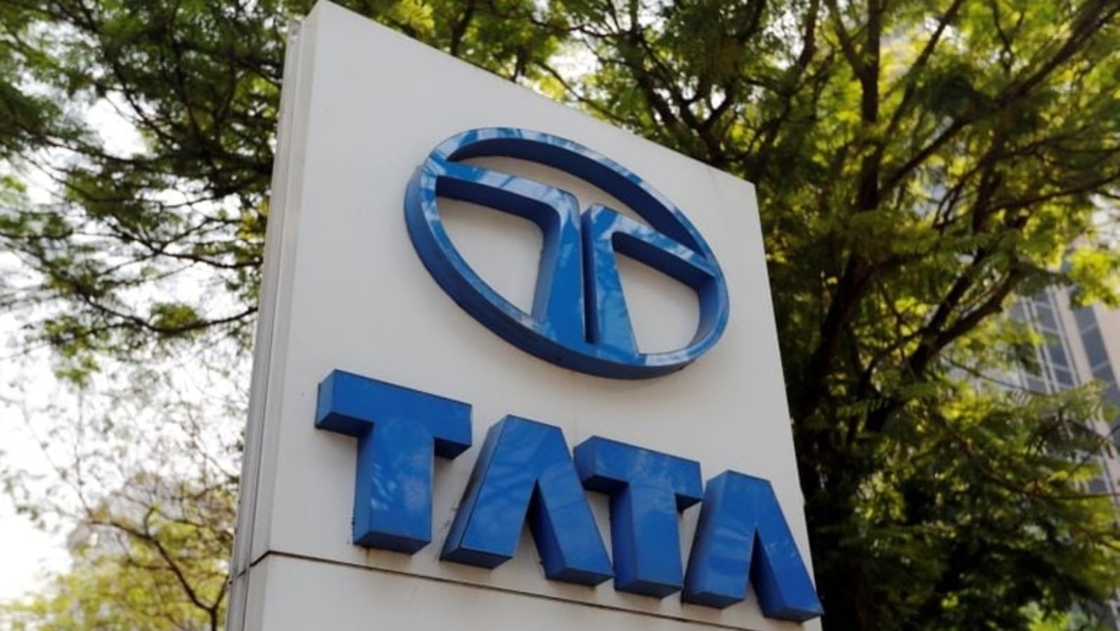 These Tata cars available at discount of up to ₹40,000. Details here