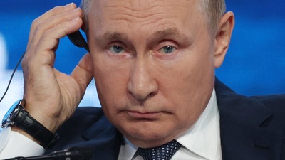 Russian President Vladimir Putin News: Russian President Vladimir Putin attends the Eastern Economic Forum. (AFP)