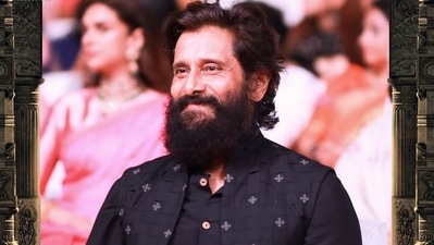Virkam attended the event in a printed black and white ethnic wear. In Ponniyin Selvan, he plays the role of Chola crown prince Aditya Karikalan. 