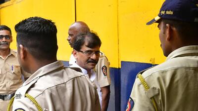 The jail superintendent also informed the Sena leader that even if permission to meet Raut was secured from the court, Thackeray will have to meet Raut like other prisoners in a facility for ‘mulakaat’ right outside the jail’s main gate (Bhushan Koyande)