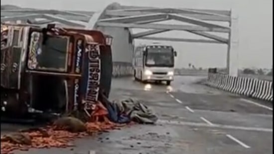 Crisis averted: A Volvo bus full of passengers avoided an accident after skidding on a slippery patch of the Bengaluru - Mysuru highway near Bidadi.&nbsp;(Screengrab of Twitter video)