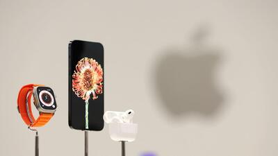 In terms of the footprint and the overall shell, the two iPhone 14 Pro models aren’t dissimilar to the iPhone 13 Pro phones they succeed. (AFP Photo) In terms of the footprint and the overall shell, the two iPhone 14 Pro models aren’t dissimilar to the iPhone 13 Pro phones they succeed. (AFP Photo)