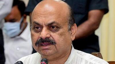 Karnataka chief minister Basavaraj Bommai, after a meeting with Union minister for road transport & highways Nitin Gadkari, said that a bill on managing Bengaluru traffic will be tabled in the upcoming assembly session. (PTI) Karnataka chief minister Basavaraj Bommai, after a meeting with Union minister for road transport & highways Nitin Gadkari, said that a bill on managing Bengaluru traffic will be tabled in the upcoming assembly session. (PTI)