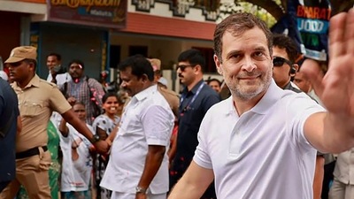 Kanyakumari: Congress leader Rahul Gandhi with Bharat Yatris and other party workers during his 'Bharat Jodo Yatra', in Kanyakumari, Thursday. (PTI) Kanyakumari: Congress leader Rahul Gandhi with Bharat Yatris and other party workers during his 'Bharat Jodo Yatra', in Kanyakumari, Thursday. (PTI)