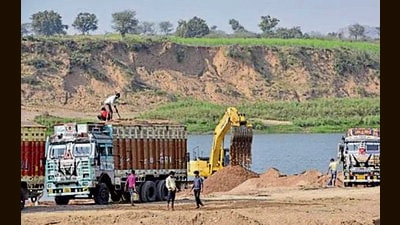 An Indian Army report, prepared on damages caused due to illegal mining in Amritsar district along international border on River Ravi, says such activities are likely to disrupt defence layouts. (HT File) An Indian Army report, prepared on damages caused due to illegal mining in Amritsar district along international border on River Ravi, says such activities are likely to disrupt defence layouts. (HT File)