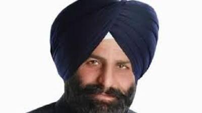 Punjab’s AAP MLA from Aramgarh constituency Jaswant Singh is being investigated in connection to a ₹40.92 crore bank fraud case. (Twitter/Jaswant Singh Gajjan Majra) Punjab’s AAP MLA from Aramgarh constituency Jaswant Singh is being investigated in connection to a ₹40.92 crore bank fraud case. (Twitter/Jaswant Singh Gajjan Majra)