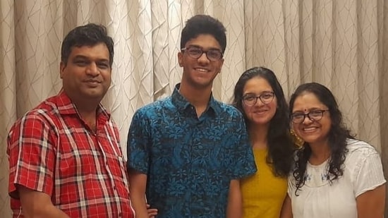NEET 2022: All India 34th rank holder in the National Eligibility-cum-Entrance Test Undergraduate (NEET UG) 2022 Eeshaan Agarwal with his parents and sister.&nbsp;(Sourced)