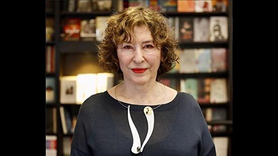 Author Azar Nafisi (Courtesy www.azarnafisi.com) Author Azar Nafisi (Courtesy www.azarnafisi.com)