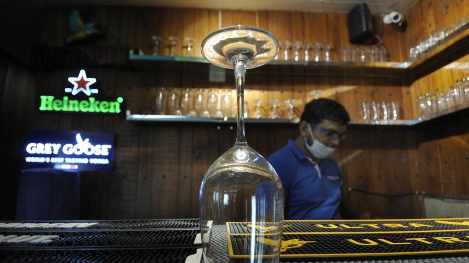 Chandigarh asks SHOs to act against bars, restaurants flouting sound