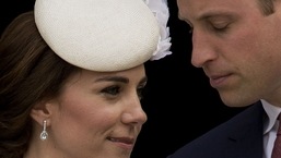 A britânica Catherine, duquesa de Cambridge e o príncipe britânico William, duque de Cambridge.