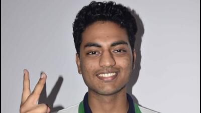 Securing a place among top 100 rank holders, Yashik Bansal brought laurels to the district by bagging all-india rank 92 in NEET result 2022 (HT PHOTO) Securing a place among top 100 rank holders, Yashik Bansal brought laurels to the district by bagging all-india rank 92 in NEET result 2022 (HT PHOTO)