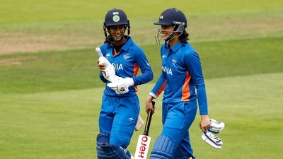 India's Smriti Mandhana (R) and Jemimah Rodrigues (L) (REUTERS)