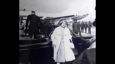 Queen Elizabeth II during her visit to the Taj on January 30, 1961. (Sourced) Queen Elizabeth II during her visit to the Taj on January 30, 1961. (Sourced)