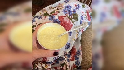 Karisma Kapoor enjoyed a delicious bowl of kheer and also shared the photo on Instagram. (Instagram/@therealkarismakapoor) Karisma Kapoor enjoyed a delicious bowl of kheer and also shared the photo on Instagram. (Instagram/@therealkarismakapoor)