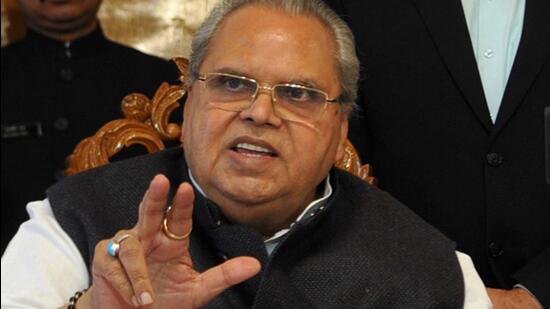 Meghalaya governor Satya Pal Malik turned into a sharp and consistent critic of the central government over the three farm laws that were eventually withdrawn (HT File Photo) Meghalaya governor Satya Pal Malik turned into a sharp and consistent critic of the central government over the three farm laws that were eventually withdrawn (HT File Photo)