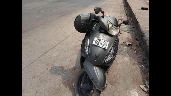 The victims’ scooter was hit by a speeding oil tanker near the Chandimandir toll plaza. (HT Photo)
