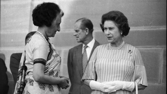 The then Prime Minister of India, Indira Gandhi and Queen Elizabeth II share a conversation at the Rashtrapati Bhavan during her visit to India on November 15, 1983. (KK Chawla / HT Photo)