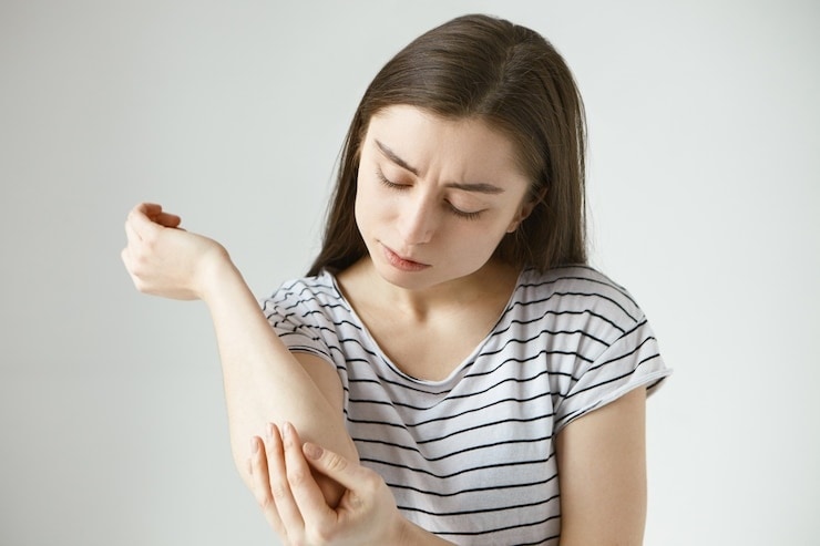 Is your dry skin indicating certain medical conditions? Here's what you need to know. (Freepik) Is your dry skin indicating certain medical conditions? Here's what you need to know. (Freepik)