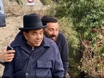Sunny Deol has praised his father Dharmendra for his versatility. Sunny Deol has praised his father Dharmendra for his versatility.