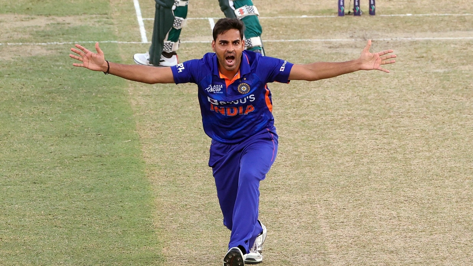 'Doesn't have pace. Batters are not afraid of taking him on': Ex-Pakistan captain launches brutal attack on Bhuvneshwar