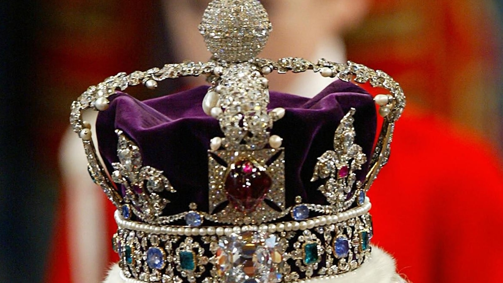 As it happened: UK crowns King Charles at coronation as world