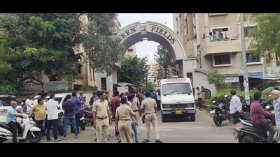 Incident took place at Green Field Society in Ajmera Colony, Pimpri. (HT PHOTO) Incident took place at Green Field Society in Ajmera Colony, Pimpri. (HT PHOTO)
