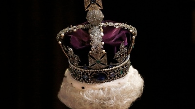 Britain's Queen Elizabeth II wearing the Imperial State Crown. (AFP File) Britain's Queen Elizabeth II wearing the Imperial State Crown. (AFP File)