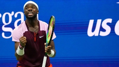 Frances Tiafoe (USA) celebrates after winning a fourth set tiebreaker against Carlos Alcaraz (ESP) (not pictured) in a men's singles semifinal on day twelve of the 2022 U.S. Open tennis tournament at USTA Billie Jean King Tennis Center.&nbsp; (USA TODAY Sports)