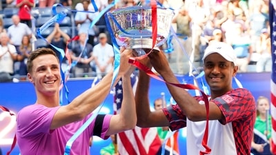 Rajeev Ram of the USA (right) and Joe Salisbury of the United Kingdom celebrate their Men's doubles championship win on day twelve of the 2022 U.S. Open tennis tournament. (USA TODAY Sports)