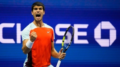Carlos Alcaraz (ESP) reacts after winning the second set against Frances Tiafoe (USA) (USA TODAY Sports)