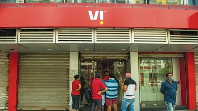 Telecom giant Vodafone Idea is now issuing fancy prepaid and postpaid numbers to the customers FREE of cost. It won't charge an extra money for a special number. (Mint File Photo) Telecom giant Vodafone Idea is now issuing fancy prepaid and postpaid numbers to the customers FREE of cost. It won't charge an extra money for a special number. (Mint File Photo)