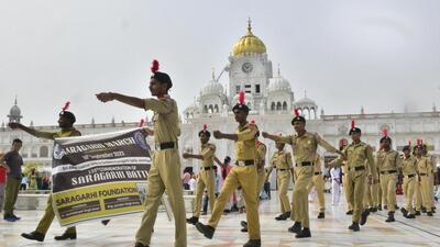 NCC cadets during a march to Gurdwara Saragarhi Sahib to mark the 125th anniversary of the battle of Saragarhi, in Amritsar on Saturday. Punjab local bodies minister Dr Inderbir Singh Nijjar said in his address that Sikh history is a guide for the youth and especially, the knowledge about the martyrs of Saragarhi is very important for children. (Sameer Sehgal /HT) NCC cadets during a march to Gurdwara Saragarhi Sahib to mark the 125th anniversary of the battle of Saragarhi, in Amritsar on Saturday. Punjab local bodies minister Dr Inderbir Singh Nijjar said in his address that Sikh history is a guide for the youth and especially, the knowledge about the martyrs of Saragarhi is very important for children. (Sameer Sehgal /HT)