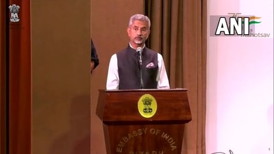 Highlighting the growing friendship with the Arab nation, Jaishankar recalled Saudi Arabia’s contribution in tackling Covid-19 pandemic. Highlighting the growing friendship with the Arab nation, Jaishankar recalled Saudi Arabia’s contribution in tackling Covid-19 pandemic.