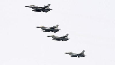 Taiwan says 17 Chinese aircraft crossed Taiwan Strait median line | Representational image (AP File Photo)